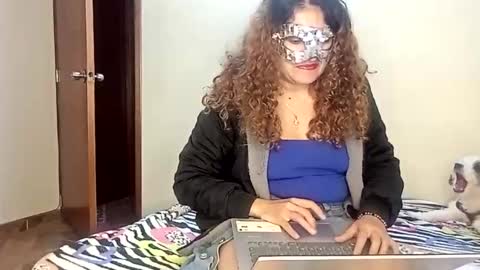 luana363 online show from 09.22.25