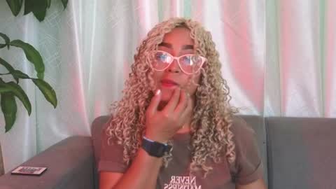 luana_curly online show from 04.20.26