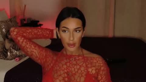 Luana Dess online show from 04.03.26