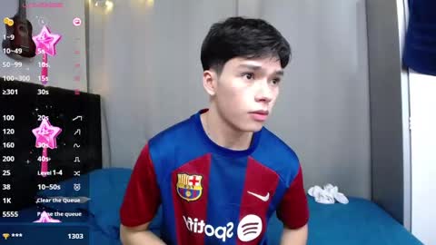 Snapshot of luandy_ chatting on 12.12.24 lUAN online show from 12.12.24