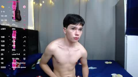 Snapshot of luandy_ chatting on 12.31.24 lUAN online show from 12.31.24