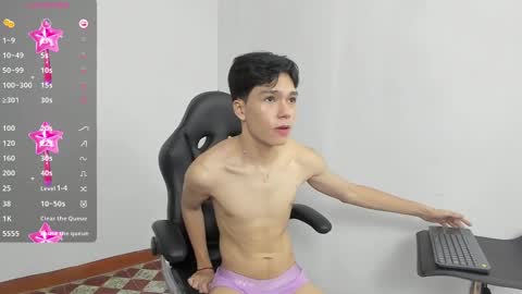 Snapshot of luandy_ chatting on 01.24.25 lUAN online show from 01.24.25