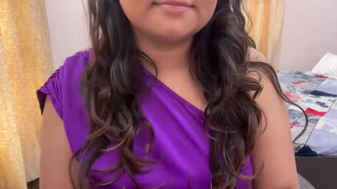 Snapshot of lubna_07 chatting on 09.17.25 slow poison online show from 09.17.25