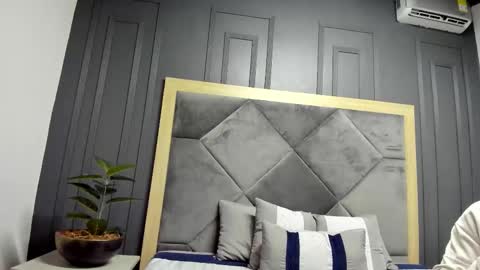 luca_morettii online show from 11.06.25