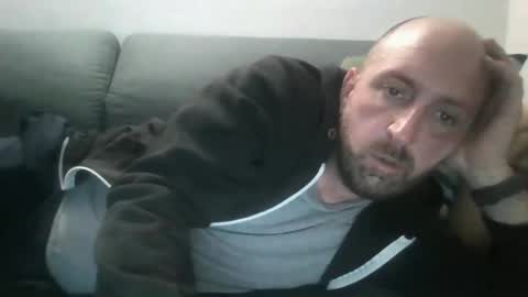 Snapshot of lucabeech88 chatting on 10.03.25 Luca online show from 10.03.25