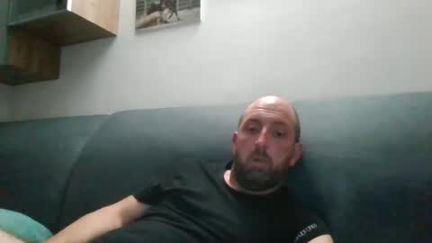 Snapshot of lucabeech88 chatting on 10.07.25 Luca online show from 10.07.25