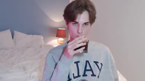 lucacharm online show from 12.22.24