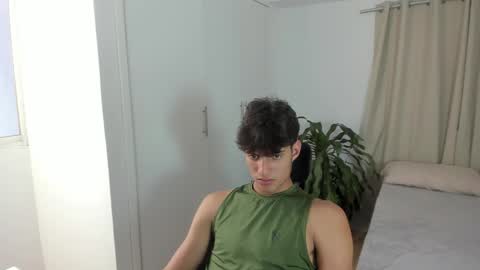 Snapshot of lucacosta19 chatting on 05.05.26 lucacosta19 online show from 05.05.26