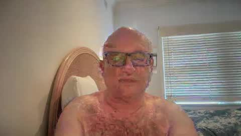 Snapshot of lucas10004 chatting on 01.11.25 lucas10004 online show from 01.11.25