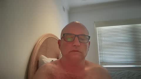 Snapshot of lucas10004 chatting on 01.25.25 lucas10004 online show from 01.25.25