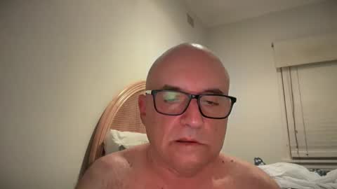 Snapshot of lucas10004 chatting on 02.19.25 lucas10004 online show from 02.19.25