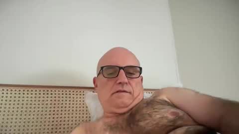 Snapshot of lucas10004 chatting on 10.13.25 lucas10004 online show from 10.13.25