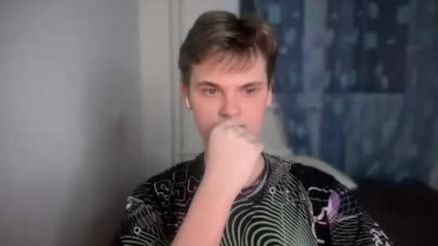 Snapshot of lucas_dany chatting on 12.15.24 Lucas Gill online show from 12.15.24