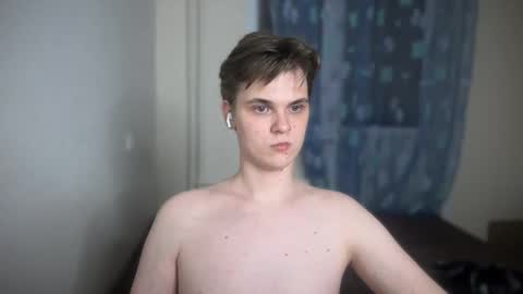 Snapshot of lucas_dany chatting on 12.15.24 Lucas Gill online show from 12.15.24