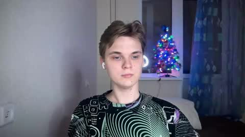 Snapshot of lucas_dany chatting on 12.16.24 Lucas Gill online show from 12.16.24