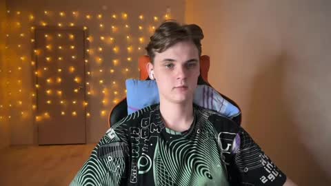 Snapshot of lucas_dany chatting on 01.10.25 Lucas Gill online show from 01.10.25