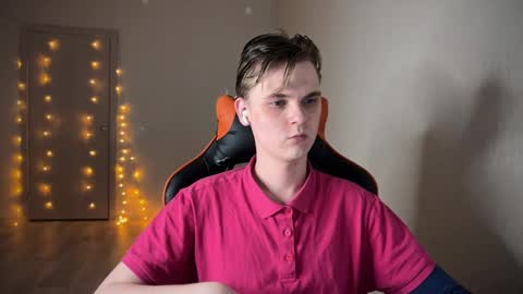 Snapshot of lucas_dany chatting on 01.18.25 Lucas Gill online show from 01.18.25