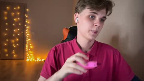 Snapshot of lucas_dany chatting on 01.22.25 Lucas Gill online show from 01.22.25