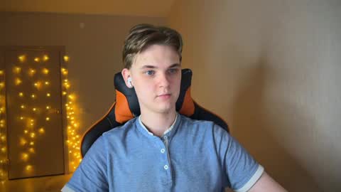 Snapshot of lucas_dany chatting on 01.29.25 Lucas Gill online show from 01.29.25