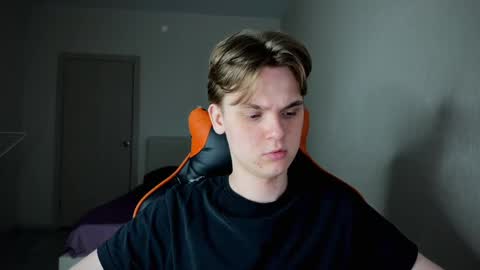 Snapshot of lucas_dany chatting on 03.09.25 Lucas Gill online show from 03.09.25