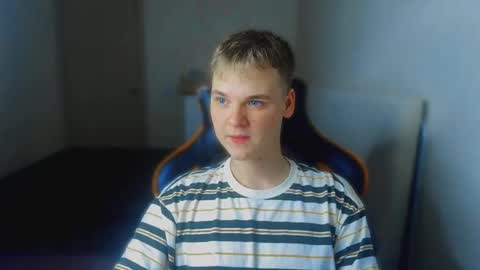 Snapshot of lucas_dany chatting on 09.19.25 Lucas Gill online show from 09.19.25