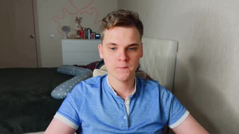 Snapshot of lucas_dany chatting on 11.26.25 Lucas Gill online show from 11.26.25