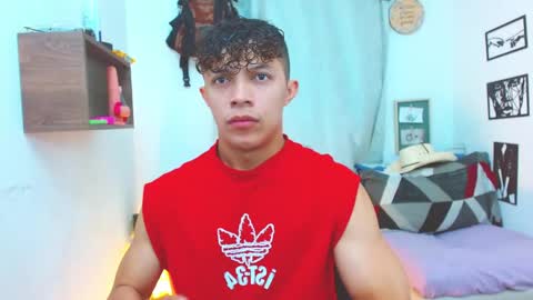 Lucas Luxx online show from 09.17.25