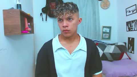 Lucas Luxx online show from 10.04.25