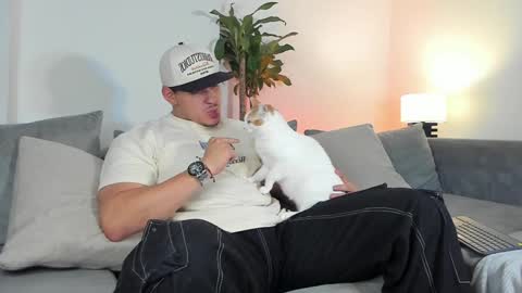 LUCA SANTOS online show from 01.15.25