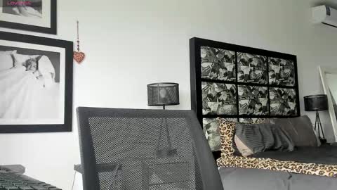 Snapshot of lucasexclusive chatting on 12.17.24 lucasexclusive online show from 12.17.24
