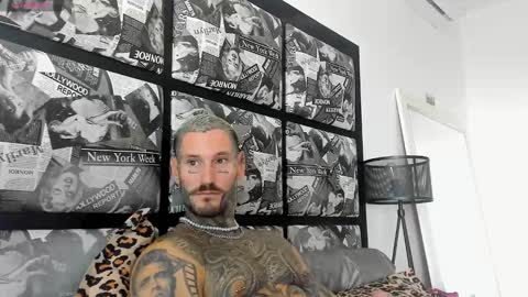 Snapshot of lucasexclusive chatting on 02.12.25 lucasexclusive online show from 02.12.25