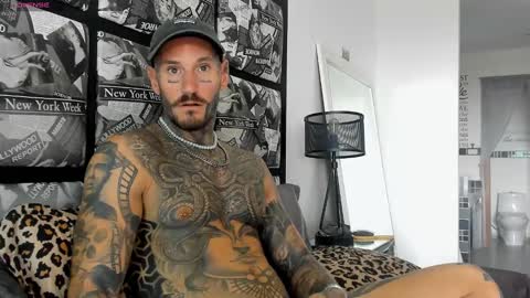 Snapshot of lucasexclusive chatting on 02.19.25 lucasexclusive online show from 02.19.25