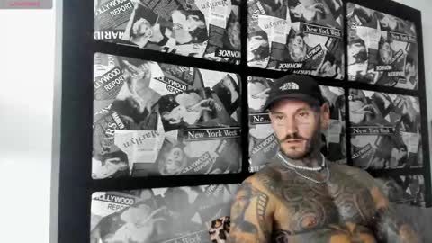 Snapshot of lucasexclusive chatting on 02.26.25 lucasexclusive online show from 02.26.25