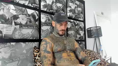 Snapshot of lucasexclusive chatting on 03.01.25 lucasexclusive online show from 03.01.25