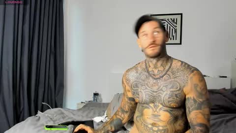 lucasexclusive online show from 11.14.25