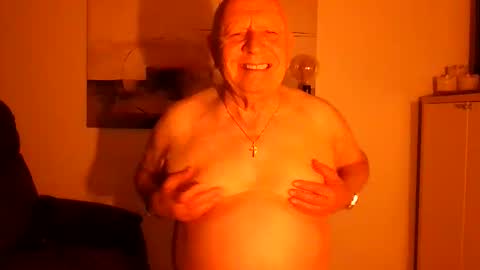 Snapshot of lucbottom031249 chatting on 04.28.26 lucbottom031249 online show from 04.28.26