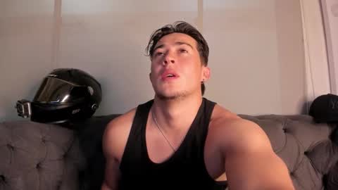 luccagrey online show from 11.11.25