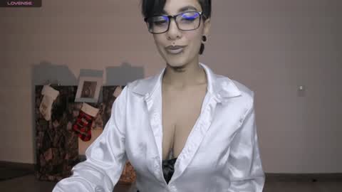 Snapshot of luci_fer_devil_1 chatting on 12.20.24 Veronica Rati online show from 12.20.24