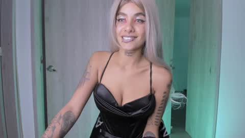 Snapshot of luci_fer_devil_1 chatting on 01.01.25 Veronica Rati online show from 01.01.25