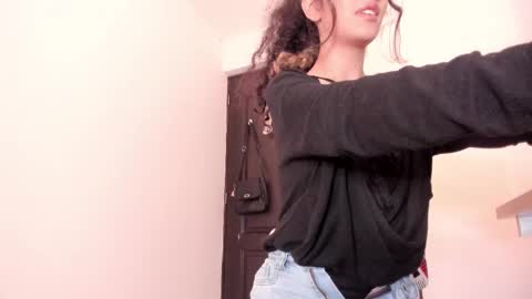 Lucia online show from 02.23.26