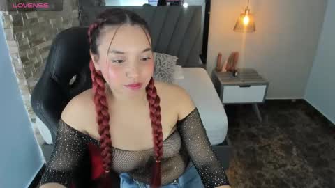 L u c i a  online show from 03.18.26