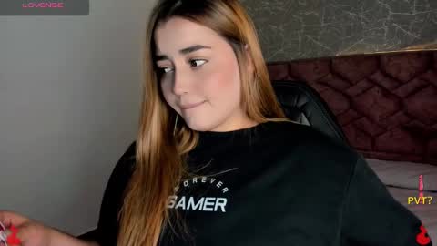 lucia star  online show from 01.07.25