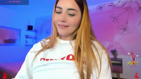 lucia star  online show from 02.19.25