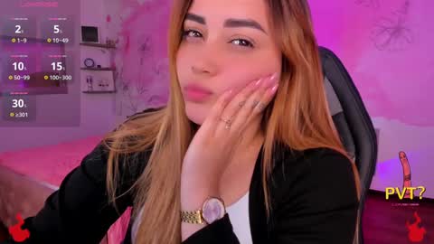 lucia star  online show from 03.11.25