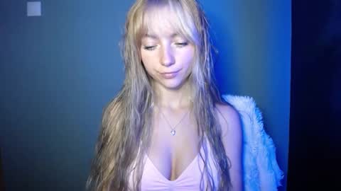 Lucy online show from 09.22.25