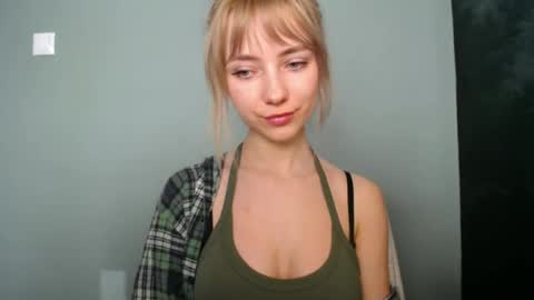 Lucy online show from 03.12.26