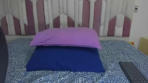 instagram luciana417  online show from 02.14.25