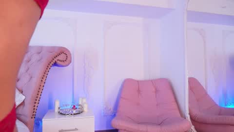 Snapshot of luciana_roa chatting on 07.03.26 Luciana online show from 07.03.26