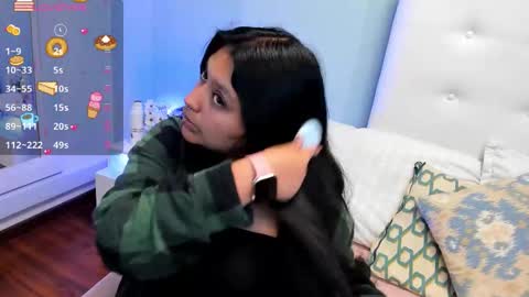 Luciiana online show from 12.15.25