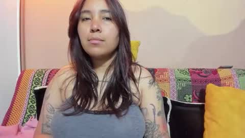 Snapshot of lucianacapisce chatting on 09.21.25 Dani 3 online show from 09.21.25